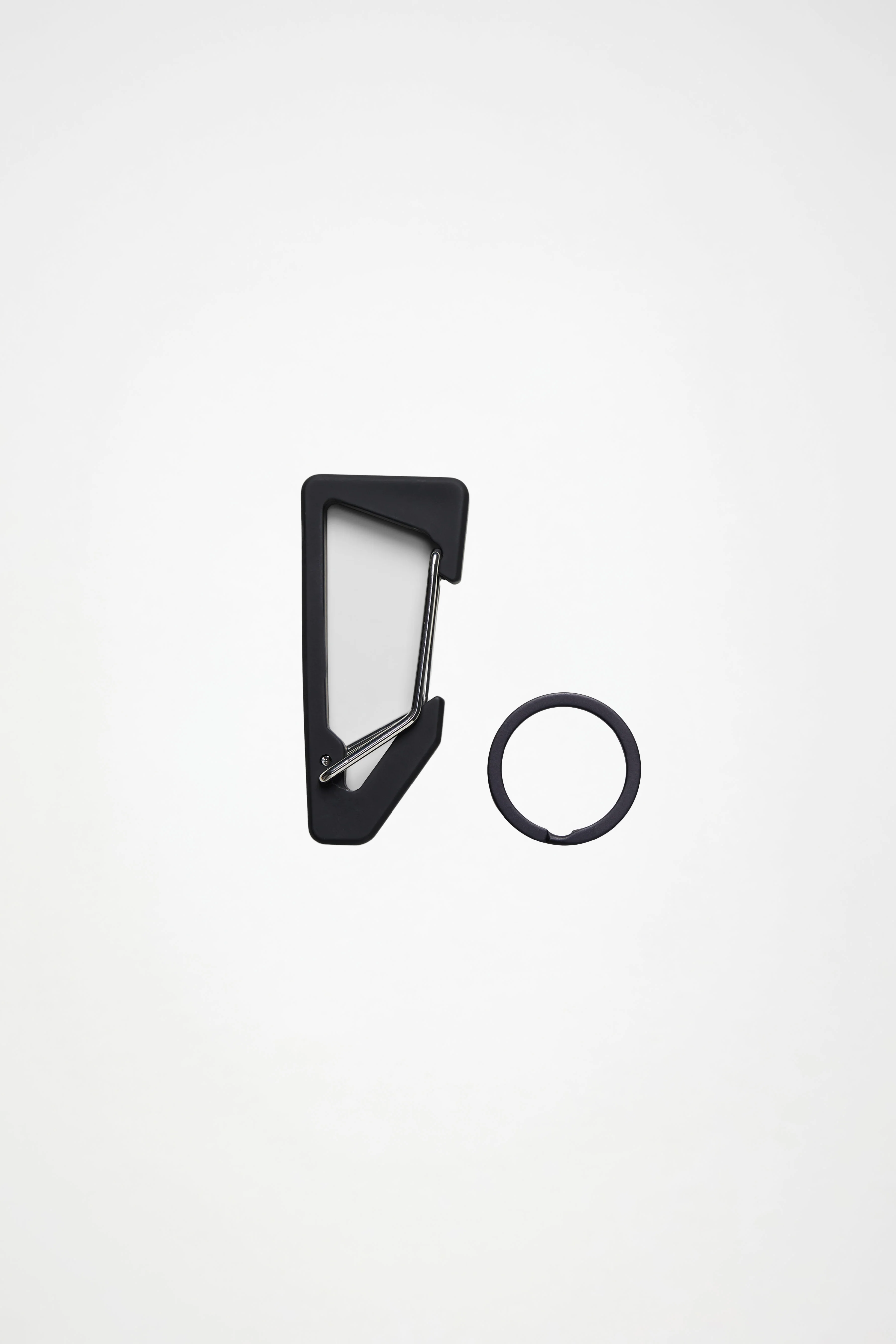 Rains Carabiner